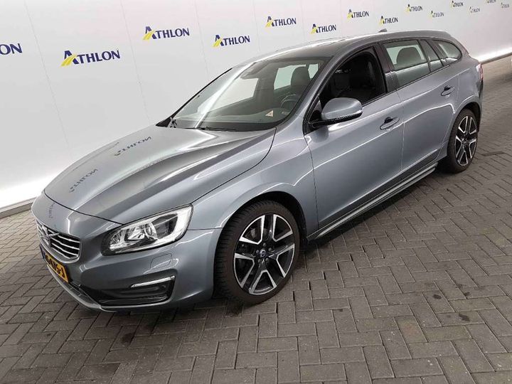 VOLVO V60 2018 yv1fw79c0j2391146