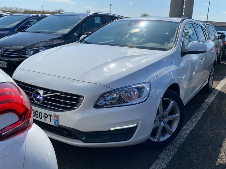 VOLVO V60 2018 yv1fw79c0j2400254