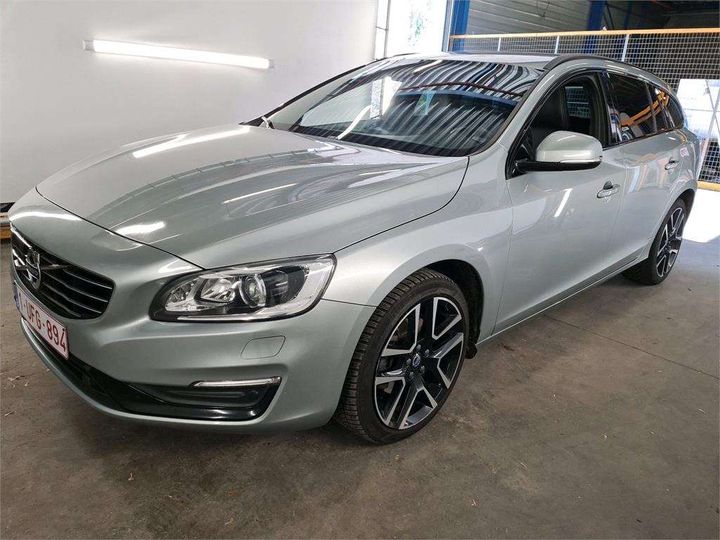 VOLVO V60 2018 yv1fw79c0j2406445