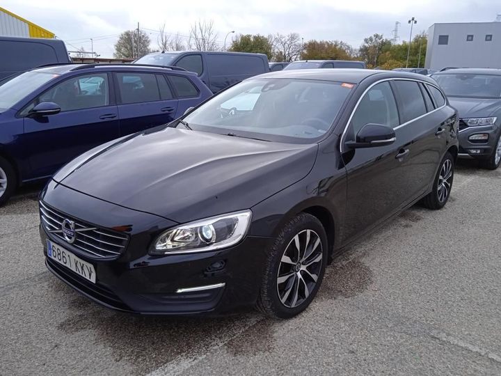 VOLVO V60 2018 yv1fw79c0j2406504