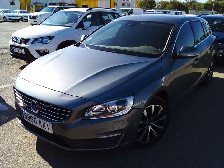 VOLVO V60 2018 yv1fw79c0j2406801