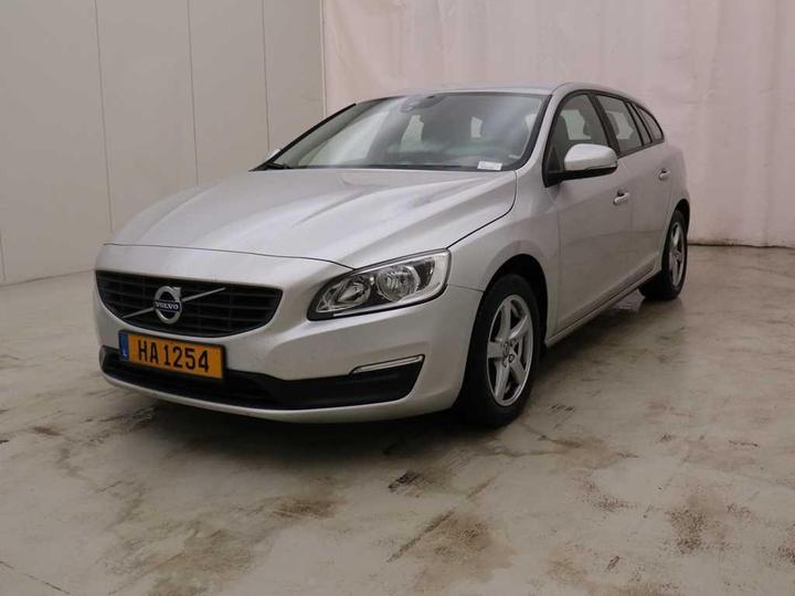 VOLVO V60 2016 yv1fw79c1h1346402