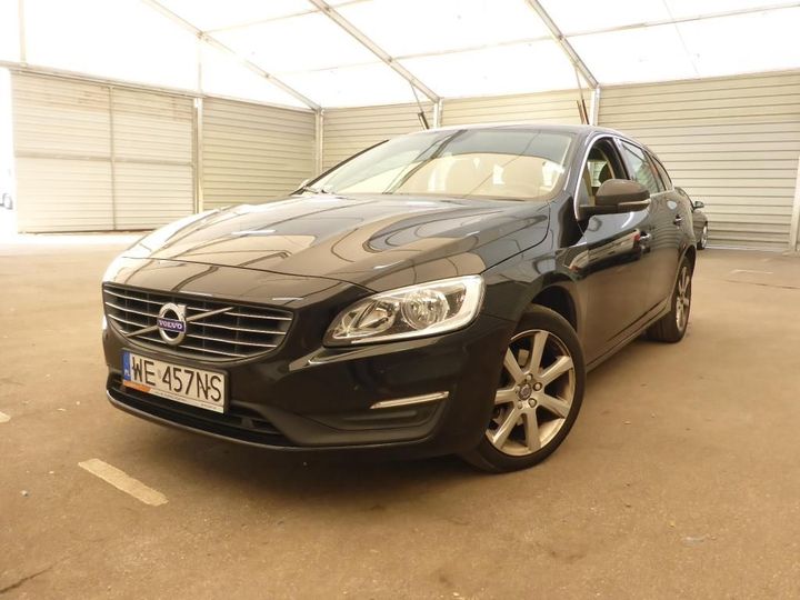 VOLVO V60 2016 yv1fw79c1h1353649