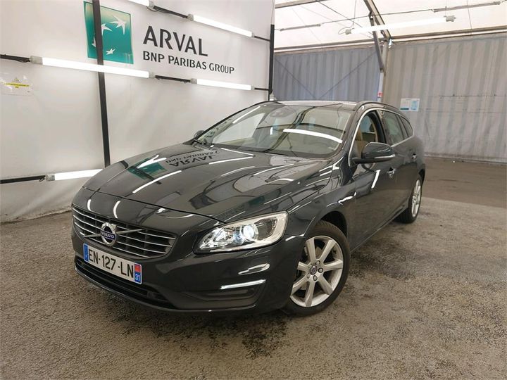 VOLVO V60 2017 yv1fw79c1j2376301