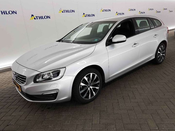 VOLVO V60 2017 yv1fw79c1j2388420