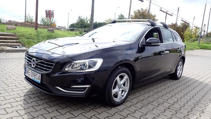 VOLVO V60 13-18 2017 yv1fw79c1j2389040