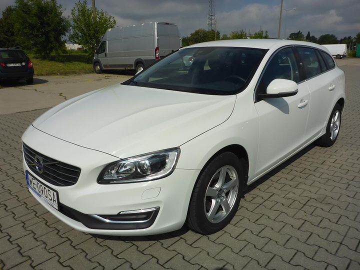 VOLVO V60 13-18 2017 yv1fw79c1j2390010