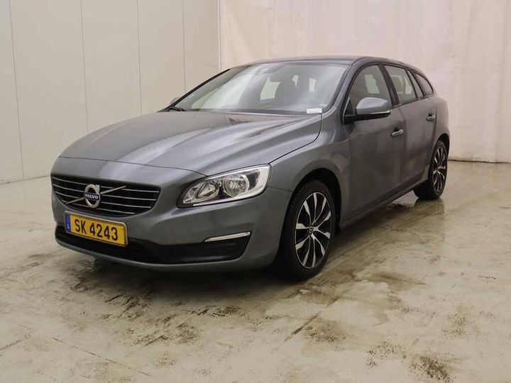 VOLVO V60 2018 yv1fw79c1j2391893