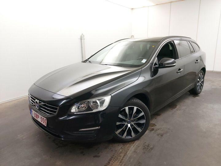 VOLVO V60 2018 yv1fw79c1j2402270