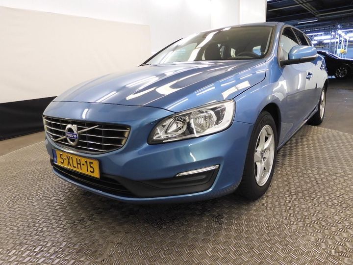 VOLVO V60 2014 yv1fw8481f1232780