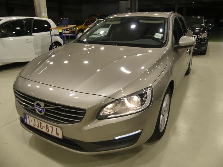 VOLVO V60 2015 yv1fw8481f1250408