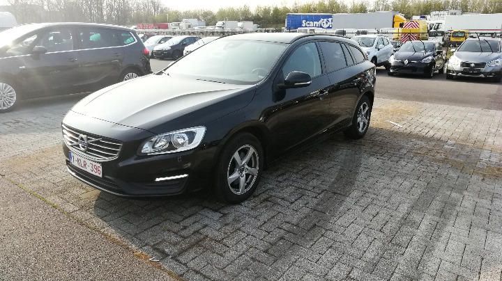 VOLVO V60 ESTATE 2015 yv1fw8481f1270702