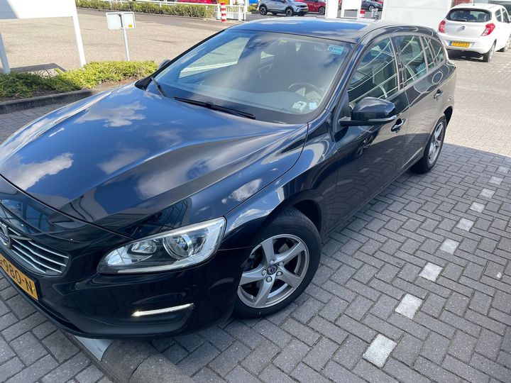 VOLVO V60 2015 yv1fw84a1f1263087