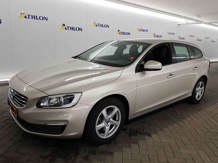 VOLVO V60 2017 yv1fwa881j2377627