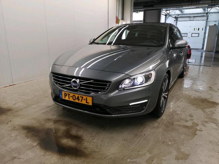 VOLVO V60 2017 yv1fwa881j2378286