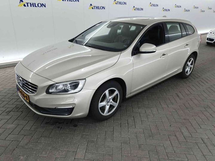 VOLVO V60 2017 yv1fwa881j2382148