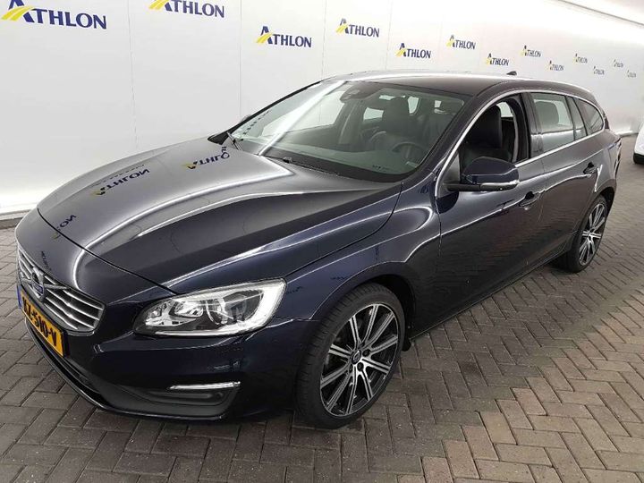 VOLVO V60 2017 yv1fwa88dh1354167