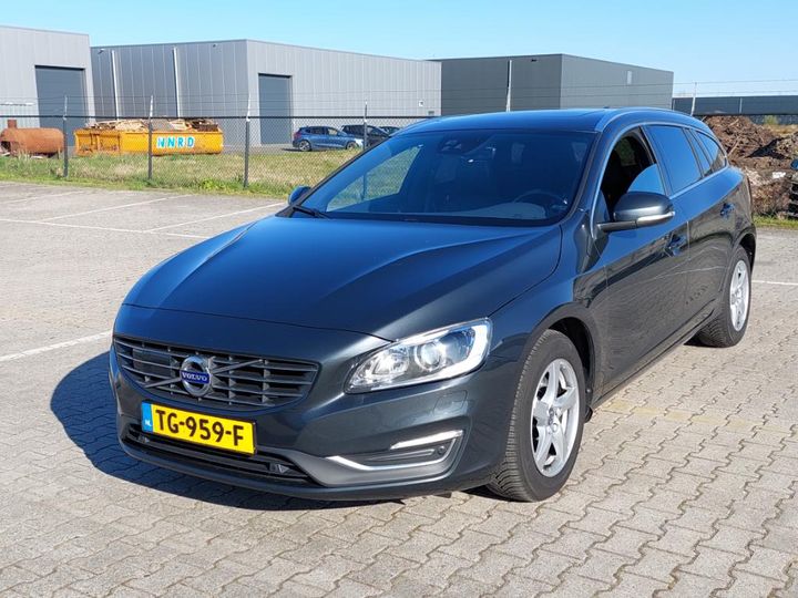 VOLVO V60 2017 yv1fwa88dj2387833