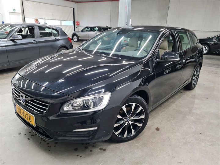 VOLVO V60 2017 yv1fwa8c1j2388500