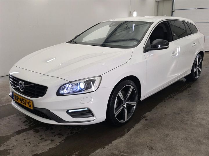 VOLVO V60 2018 yv1fwa8c1j2392025