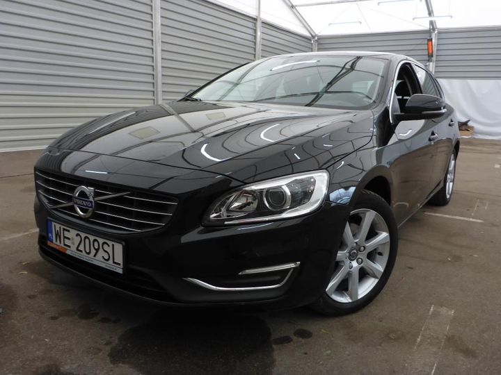 VOLVO V60 2018 yv1fwa8c1j2392759