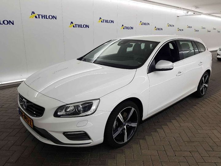 VOLVO V60 2018 yv1fwa8c1j2396900