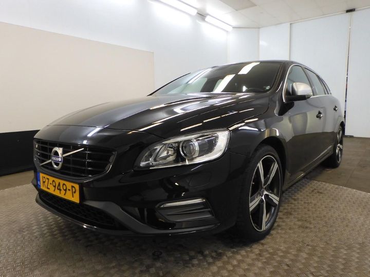 VOLVO V60 2018 yv1fwa8c1j2398755