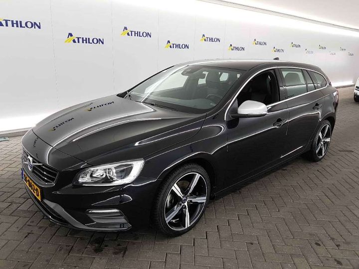 VOLVO V60 2018 yv1fwa8c1j2399991