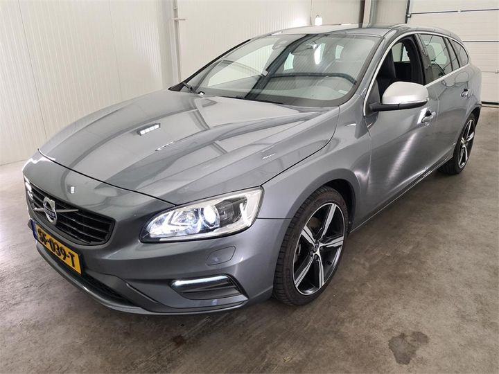 VOLVO V60 2018 yv1fwa8c1j2402333