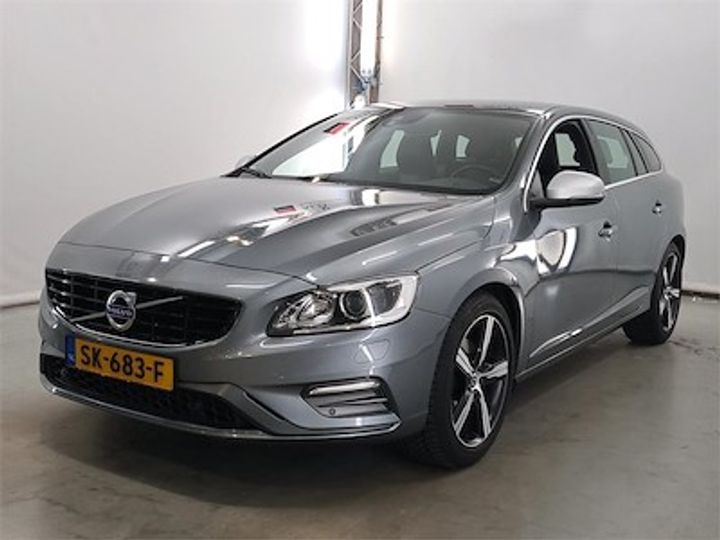 VOLVO V60 2018 yv1fwa8c1j2402402