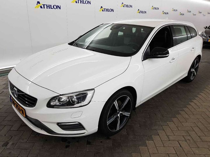 VOLVO V60 2018 yv1fwa8c1j2402419