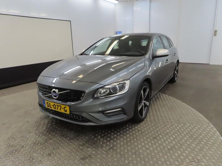 VOLVO V60 2018 yv1fwa8c1j2403406