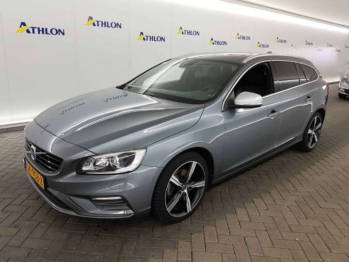 VOLVO V60 2018 yv1fwa8c1j2404003