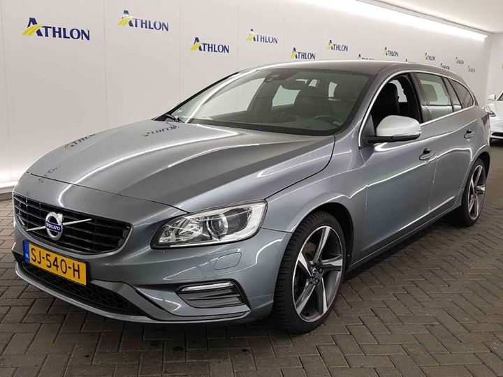 VOLVO V60 2018 yv1fwa8c1j2404017