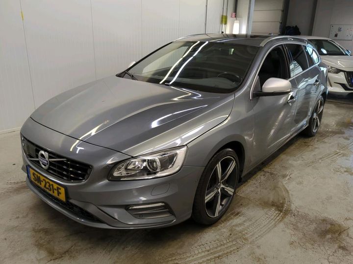 VOLVO V60 2018 yv1fwa8c1j2405205