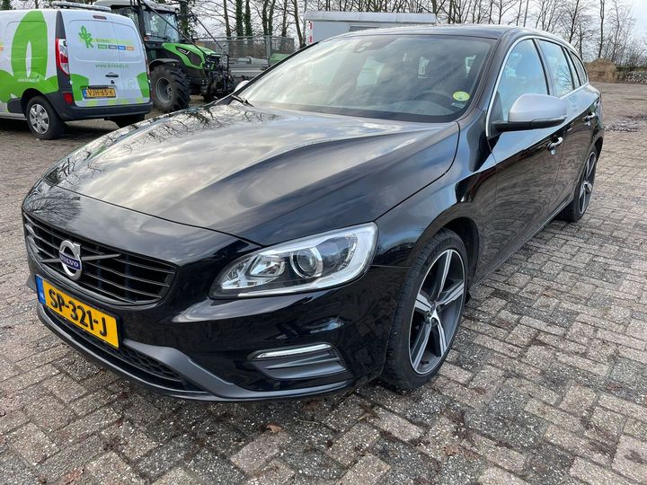 VOLVO V60 2018 yv1fwa8c1j2408790