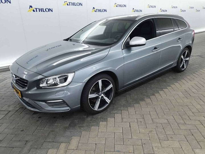 VOLVO V60 2018 yv1fwa8c1j2408859