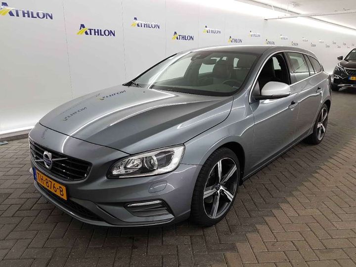 VOLVO V60 2018 yv1fwa8c1j2409479