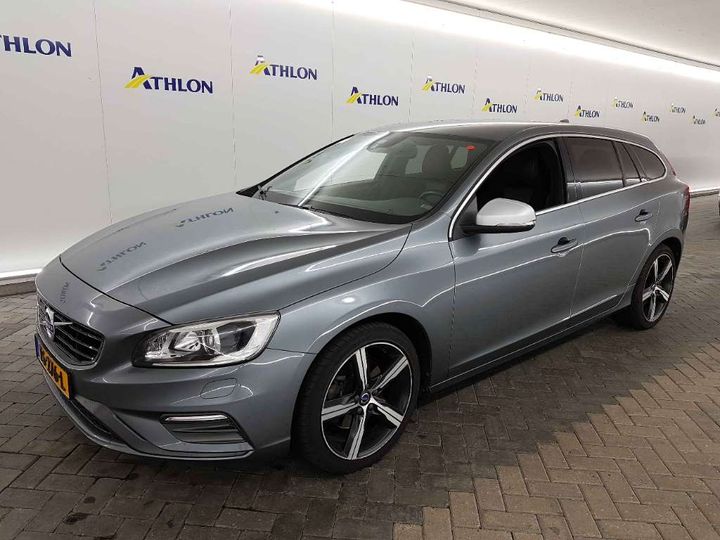 VOLVO V60 2018 yv1fwa8c1j2410750