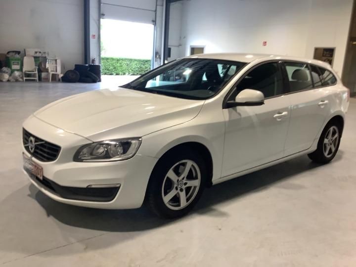 VOLVO V60 2017 yv1fwa8cdh1360846