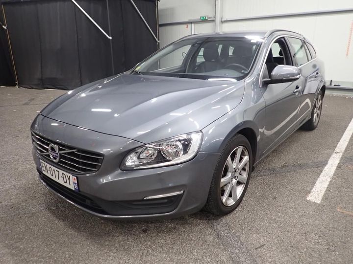 VOLVO V60 2017 yv1fwa8cdj2376568