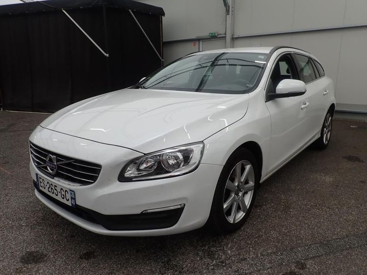 VOLVO V60 2017 yv1fwa8cdj2389975