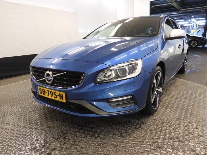 VOLVO V60 2018 yv1fwa8cdj2398745