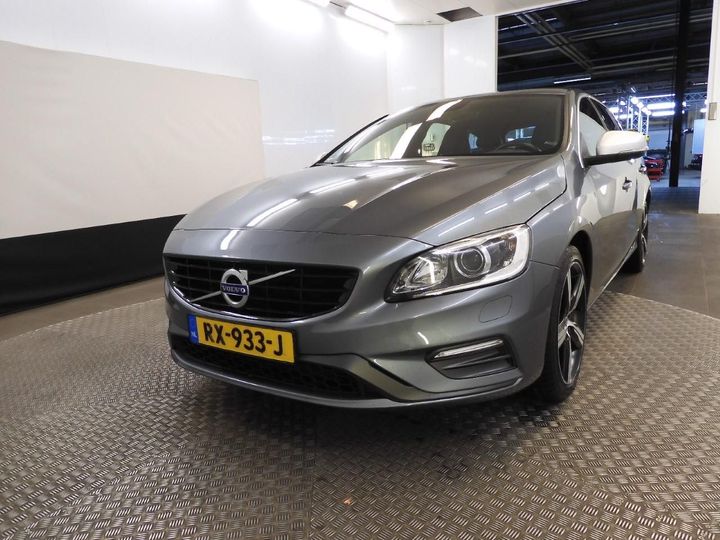 VOLVO V60 2018 yv1fwa8cdj2398835