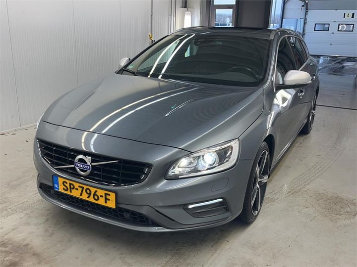 VOLVO V60 2018 yv1fwa8cdj2404978