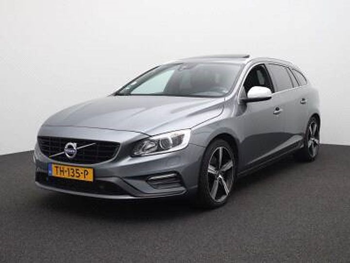 VOLVO V60 2018 yv1fwa8cdj2406112