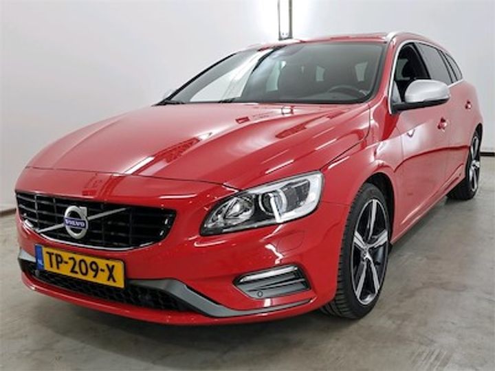 VOLVO V60 2018 yv1fwa8cdj2411046