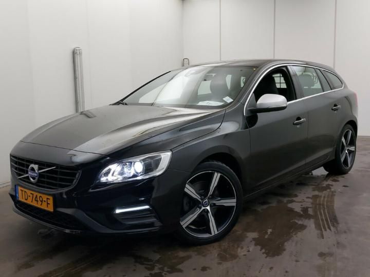 VOLVO V60 2018 yv1fwa8cdj2411261