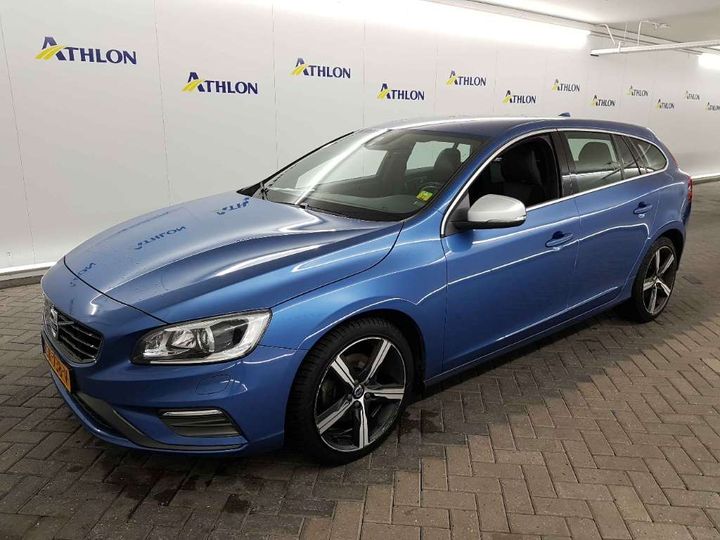 VOLVO V60 2018 yv1fwa8cdj2411645