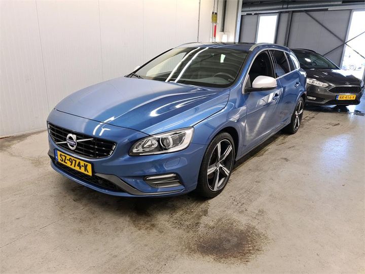 VOLVO V60 2018 yv1fwa8cdj2411773